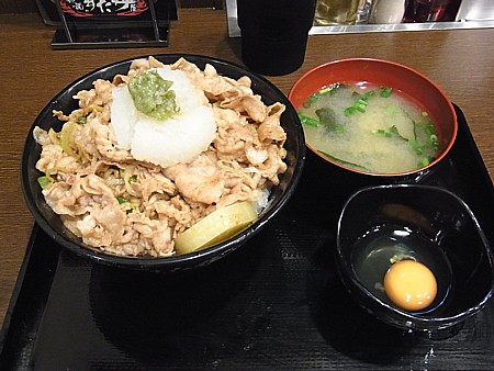おろしわさ びすた丼