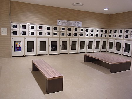 コインロッカー