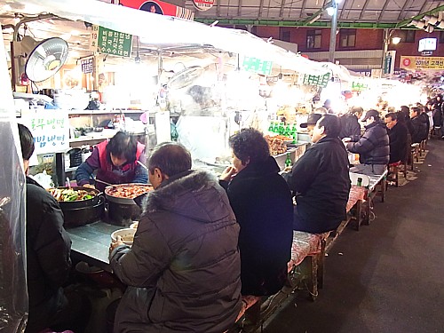 屋台がいっぱい