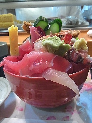 名物海鮮丼