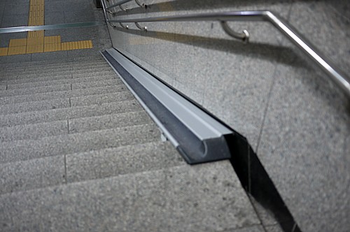 回基(フェギ)駅