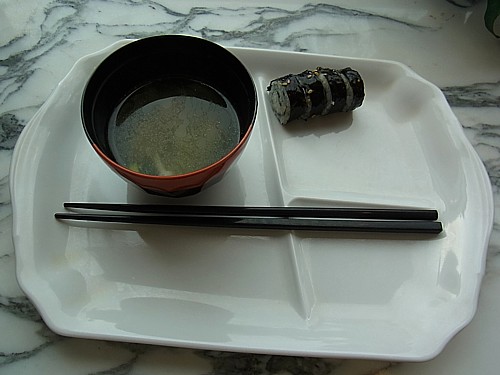 朝食無料