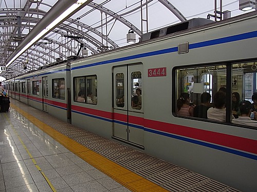 ドアは開かない