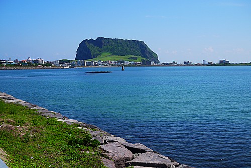 城山日出峰