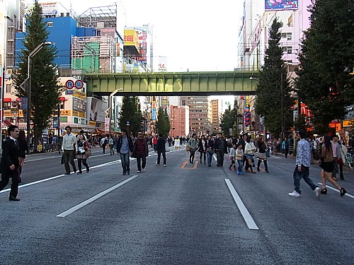 2013年10月27日