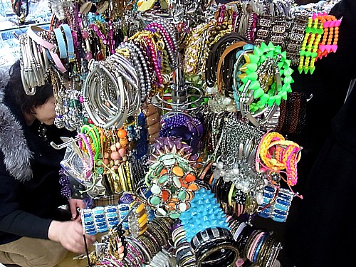 激安アクセサリー