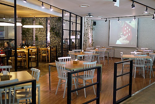 気持ちよい店内