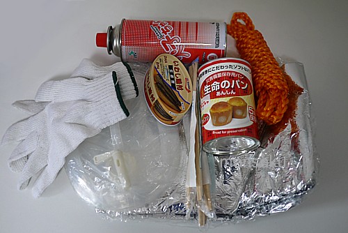 保存食で過す