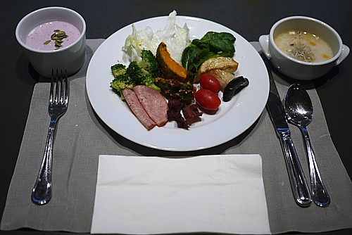 朝食