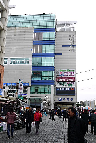 チャガルチ市場