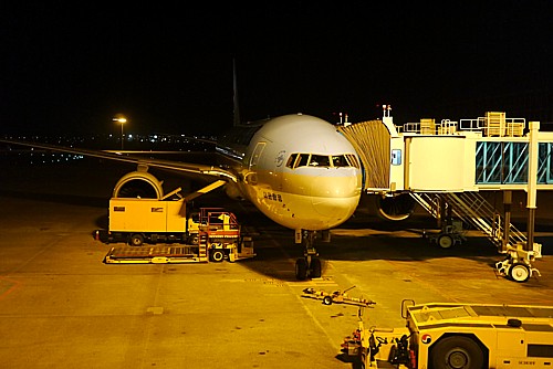 B777-200
