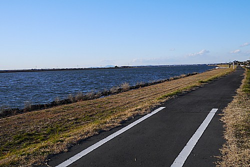 上流側