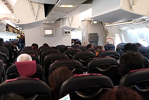 B777-200