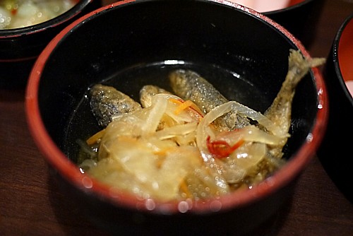 小あじ南蛮漬け
