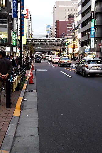 秋葉原