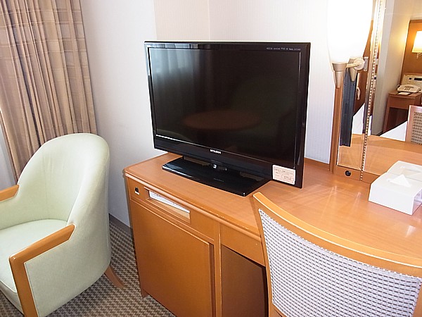液晶テレビ