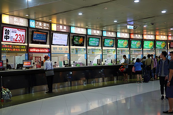 バスターミナル
