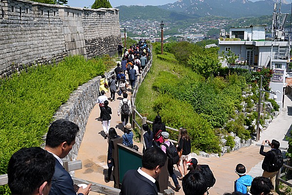 旅行会社