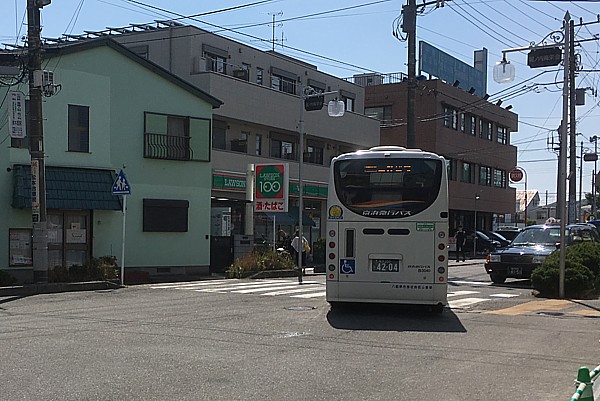 100円ローソン