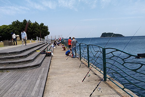 無料の海釣り施設