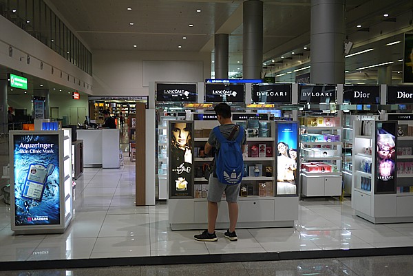 免税店