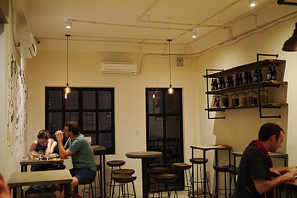 クラフトビールの店