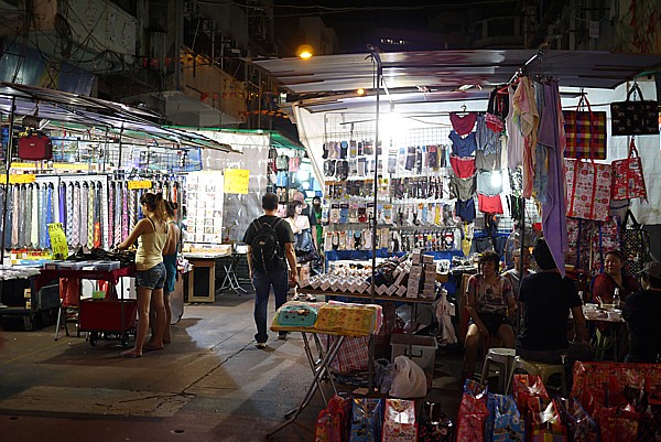 廟街夜市