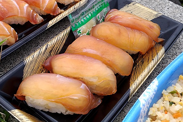 ブランチ