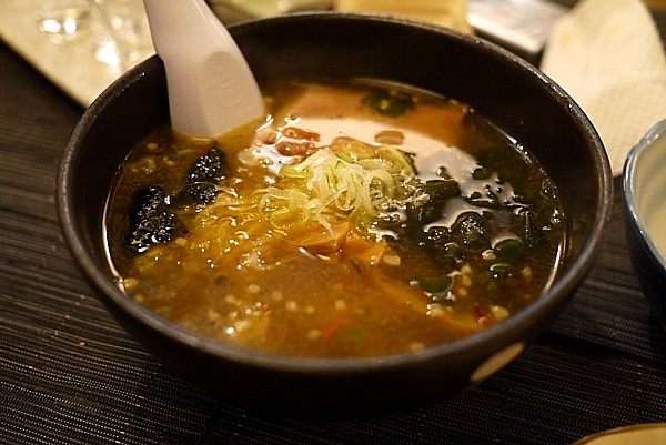 青唐激辛ラーメン