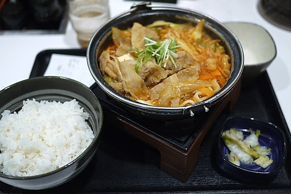 鬼辛豚チゲ鍋膳
