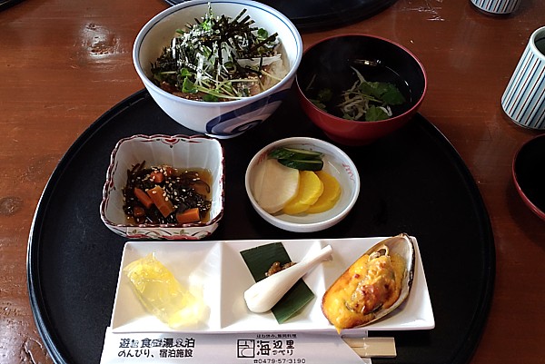 サンマ漬け丼定食