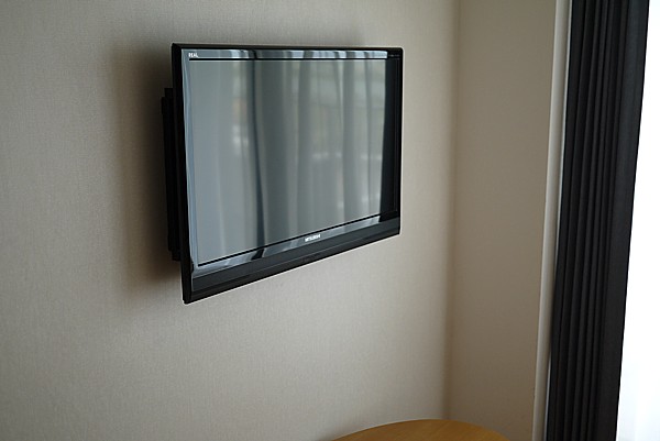 液晶テレビ