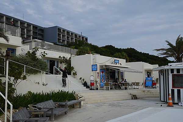 瀬長島ウミカジテラス