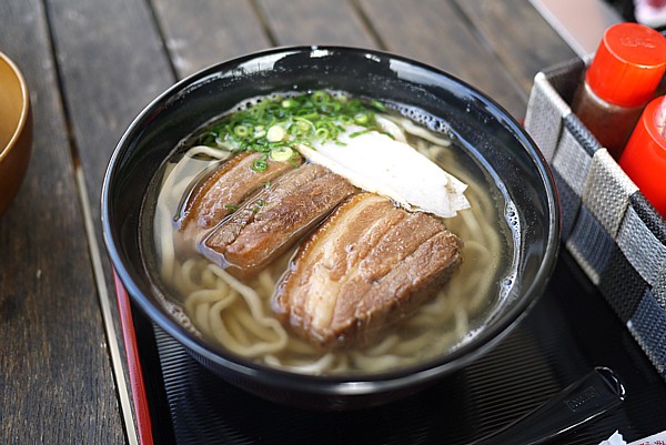 三枚肉そば
