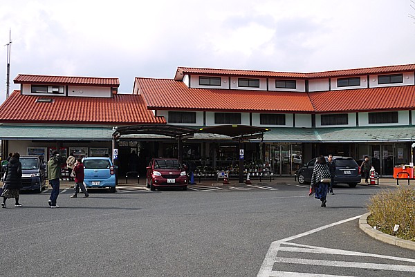 成田空港に近い