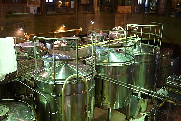 日本酒製造見学ができる