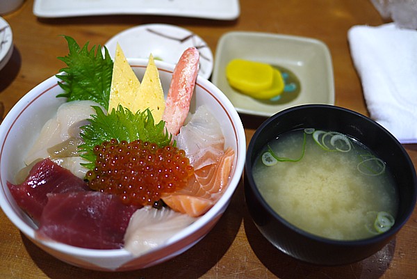 海鮮丼