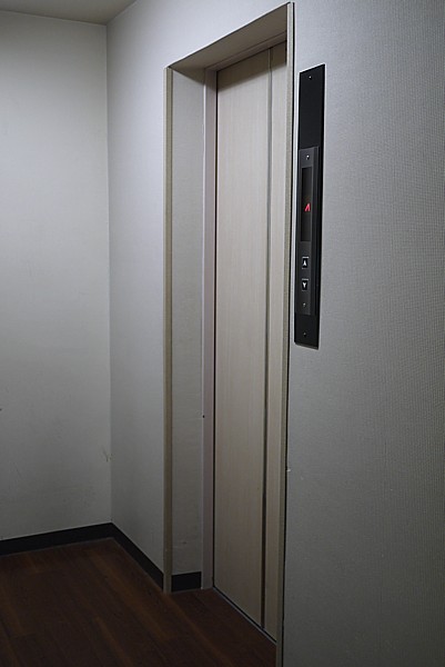 エレベーター2基