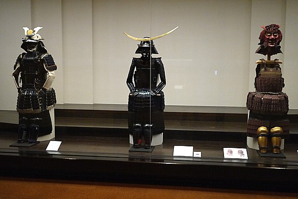 よろい