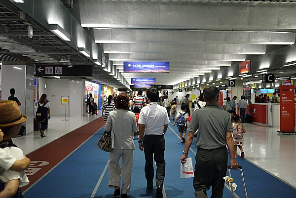 成田空港