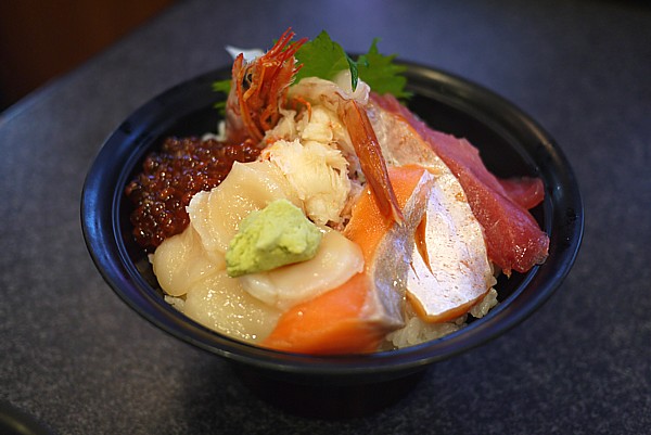 北海ちらし丼