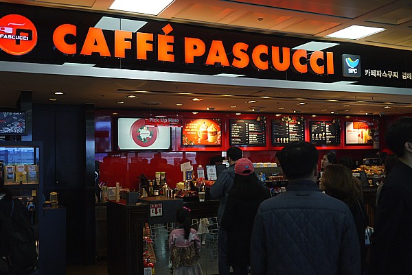 カフェ