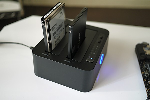 ineo USB3.1 Gen1 to SATAデュアルベイ