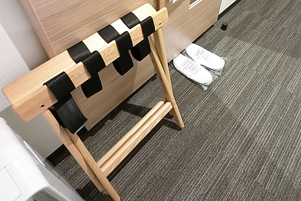 ラゲッジスタンド