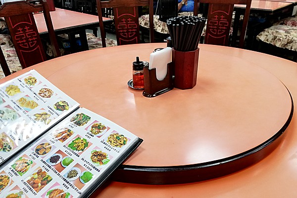 繁盛している店は味に間違いなし