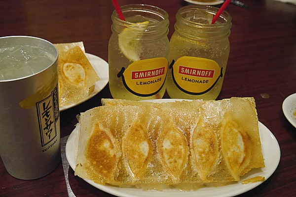 羽根つき餃子発祥の店