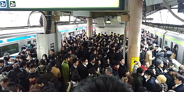 「満員電車は死ぬぞ」とロンドン市長が警鐘