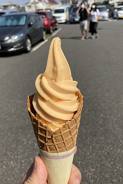 ビワソフトクリーム