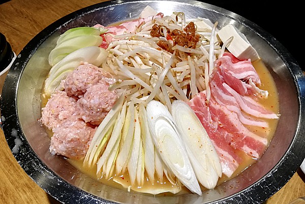 時代やチゲ鍋