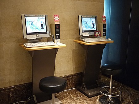 コイン式インターネット端末